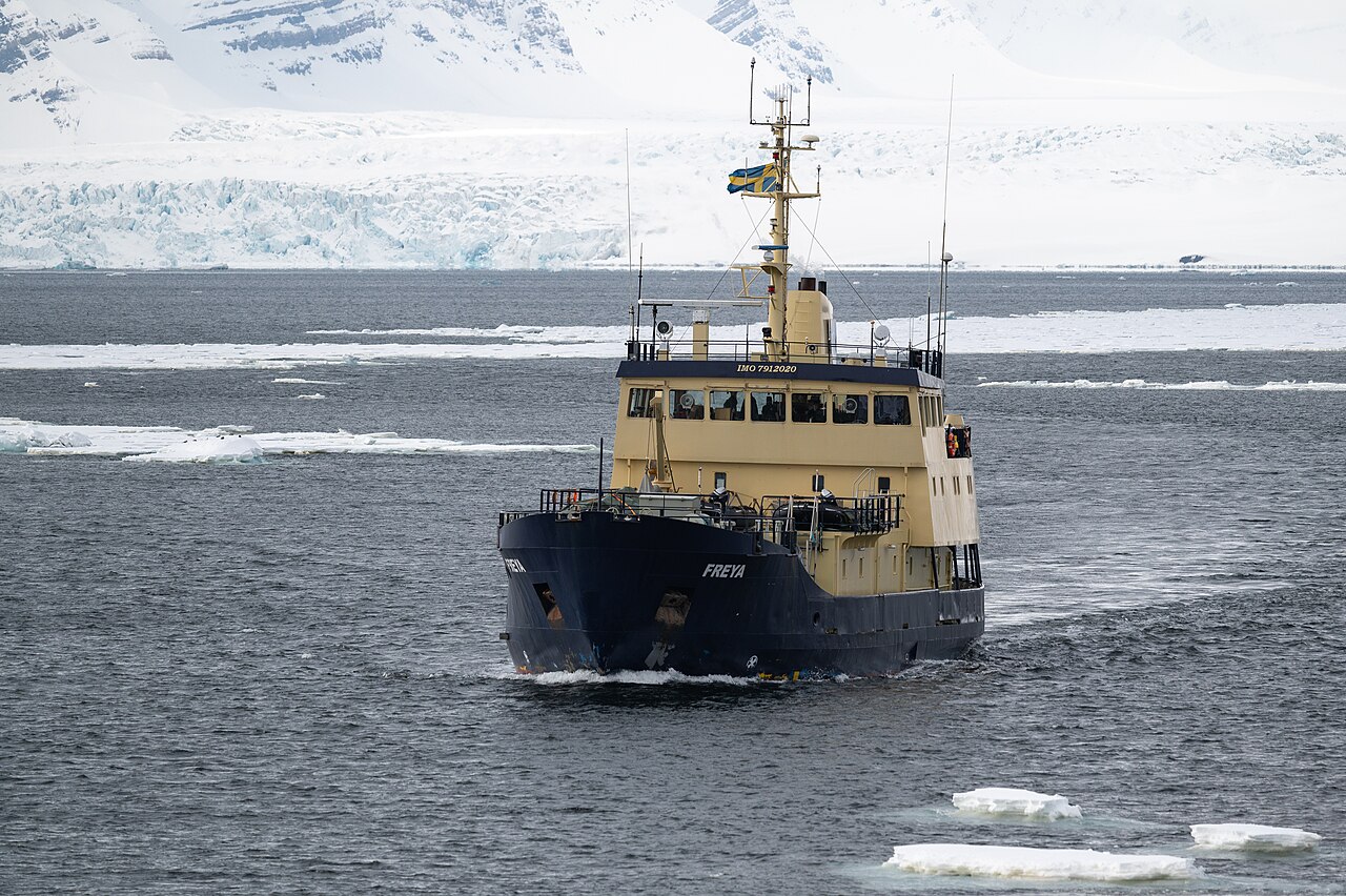 Spitsbergen · High Arctic Norway expedition view 3